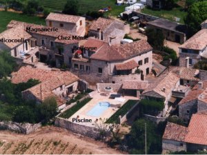 Location mas ardechois 4gites classes piscine Orgnac-l&#039;Aven Ardèche