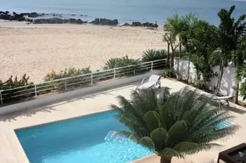 Vente Villa pieds dans l&#039;eau ngaparou Saly Portudal Sénégal