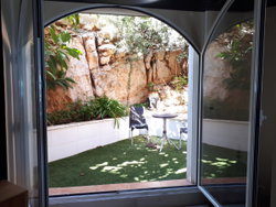 Petit jardin salon télé