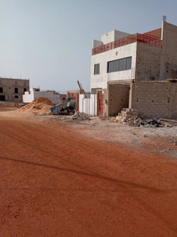 Premières constructions