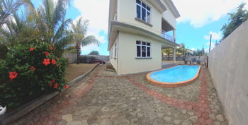Location calodyne jolie villa spacieuse 4 chambres Ile Maurice
