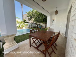 PISCINE ET JARDIN