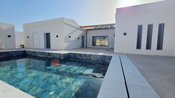 Villa /