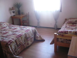 Chambre 1 lit 2 personnes 1 lit 1 personne