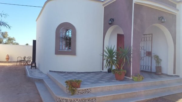 Location annuelle d'une maison salon+2 chambres Midoun Djerba Tunisie