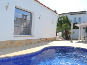 location Agréable maison piscine Empuriabrava 236 Espagne