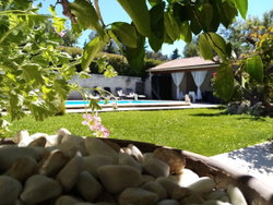 piscine et pool-house