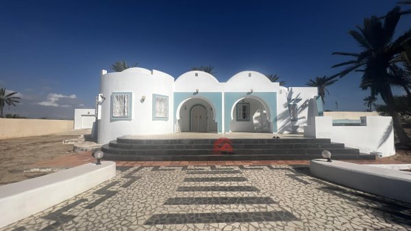 VENTE VILLA TERRAIN PROCHE ZONE TOURISTIQUE MIDOUN RÉF Djerba Tunisie