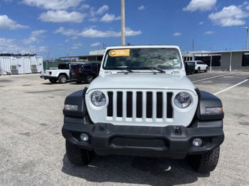 Annonce Selling My 2020 Jeep Wrangler Unlimited Sport S 4WD M&#039;Boro