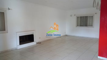 Annonce Vente Villa étage F5+combles Amboditsiry Antananarivo Madagascar