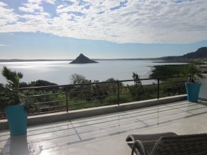 Vue sur la baie de Diego Suarez par la terrasse