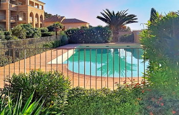 Piscine de la résidence