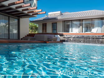 Villa de Luxe de 5 chambres à Flic en Flac, Île Maurice - Location Long Terme