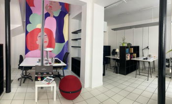 Location bureaux rue calme 55 m2 coeur village st martin Paris