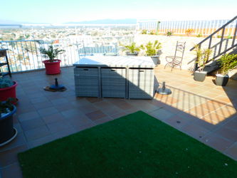 Vente appartement dernier chambres première ligne mer Empuriabrava