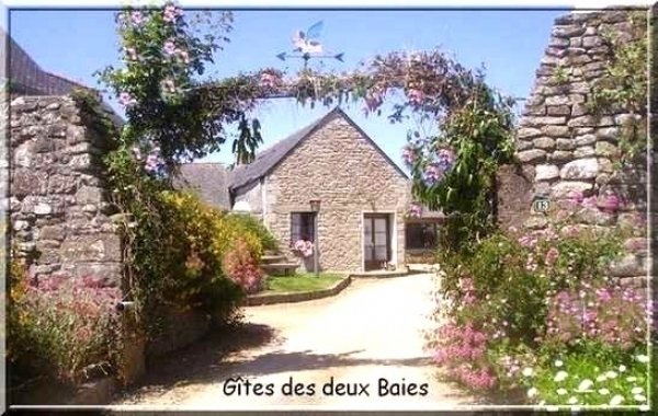 Location Bretagne Gîtes des 2 Baies Confort-Meilars Finistère