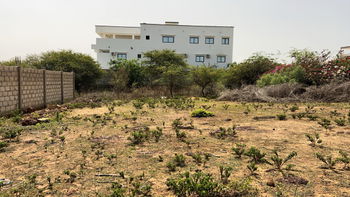 Terrain de 543m2 à Somone