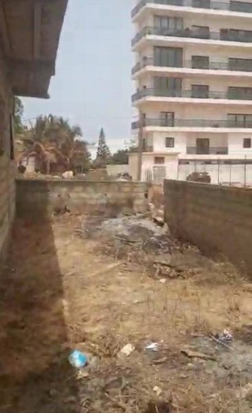 Vente Terrain angle positionner démolir Ngor Almadies Dakar Sénégal