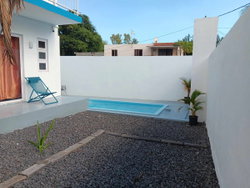 Maison a vendre a Pointe aux Sables