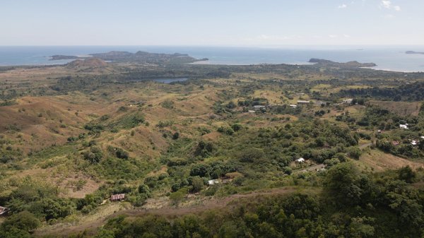 Vente Terrain vue panoramique Mont Passot Ile Nosy Be Madagascar