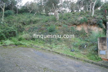 Vente 3027 terrains dans l&#039;urbanisation Montbarbat Maçanet Selva