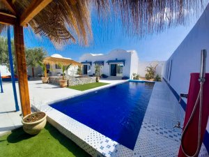 Location Joli houch djerbien 3 chambres piscine Khazroun Djerba Tunisie
