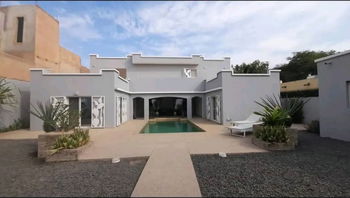 Annonce Vente Belle villa située Ngaparou dréve des belges Somone