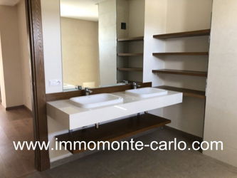 Location Villa haut standing neuve piscine chauffage central Souissi
