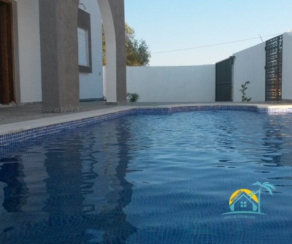 vente 1 belle villa piscine djerba midoun -réf Medenine Tunisie