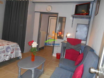 Location Beau studio 30m² meublé Ampefiloha Antananarivo Madagascar