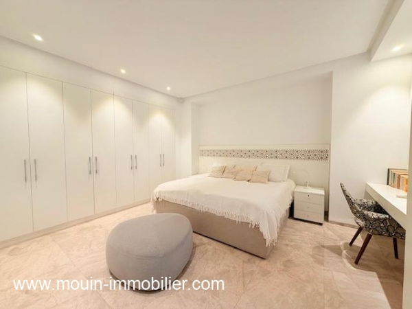 villa avec piscine S+5 à louer pour les vacances