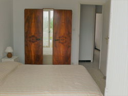 Chambre vue du petit balcon arrière