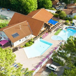 Camping vue aérienne 