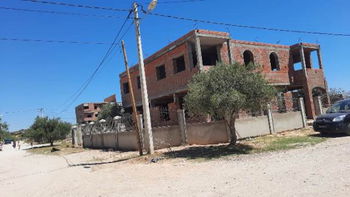 Vente Villa R+1 Inachevée El Bhaier H Sousse Tunisie