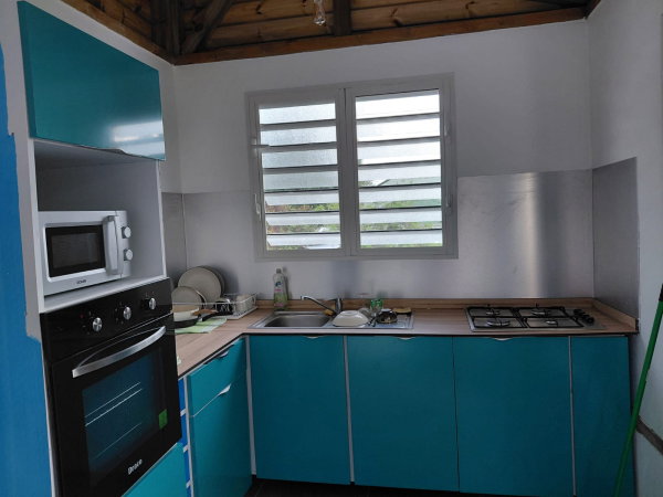 Bungalow blanc de Frégate en Location saisonnière.