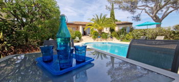 Location villa bleue saphir 6 personnes var Roquebrune-sur-Argens