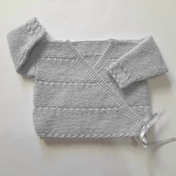 Brassière tricot bébé pas chère tricotée main