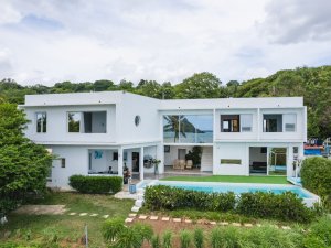 Location grande villa contemporaine diego suarez Mamoudzou Mayotte