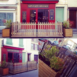 Vitrine avec terrasse