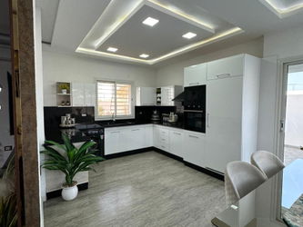 LOCATION villa avec piscine Fadhloun Tunisie