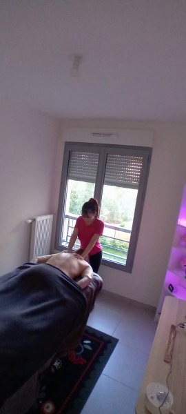 Annonce Massage Californien Suédois relaxation détente musculaire Saint-Cyr-l&#039;Ecole