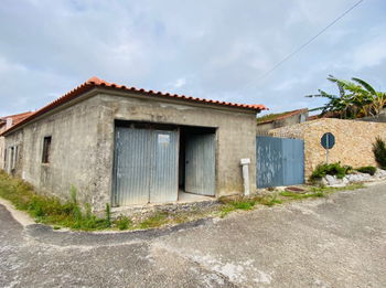 Maison ancienne avec dépendances et cour - Cumeira, Alcobaça