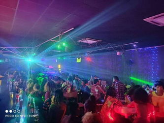 Fonds commerce Discothèque Toamasina Madagascar