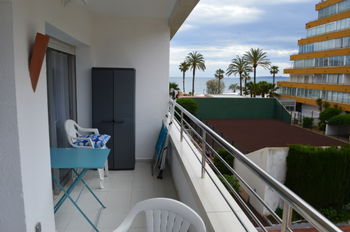 Location bel appartement 49 m2 1ère ligne vue mer Roses Espagne