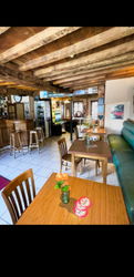 Visu sur Tables, chaises, banquettes