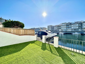 Magnifique maison pêcheur rénovée 2022 amarre x5m vente Empuriabrava