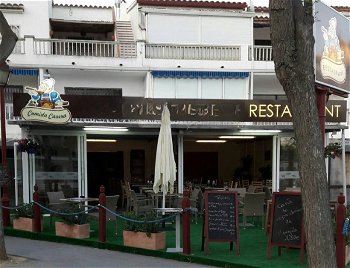 Fonds commerce Restaurant cuisine méditerranéenne Roses Catalogne Espagne
