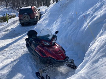 Moto neige rouge yamaha Ottawa Canada