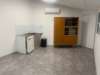 bureau 2