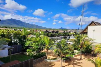 BEL APPARTEMENT 2CH MODERNE REVENTE BALISE MARINA RIVIERE NOIRE Ile Maurice